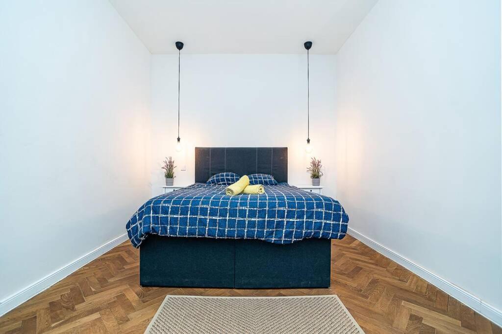Elegant, Modern, 2-Bed Flat By Museum Of Prague Apartment Exterior foto