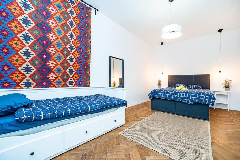 Elegant, Modern, 2-Bed Flat By Museum Of Prague Apartment Exterior foto