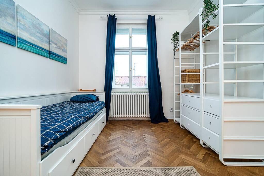 Elegant, Modern, 2-Bed Flat By Museum Of Prague Apartment Exterior foto